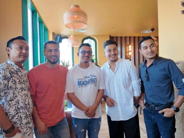 Nepali Creators Unite in Dubai: Over 50 Join Photographer & Videographer Meet-Up at Kasthamandap Restaurant
